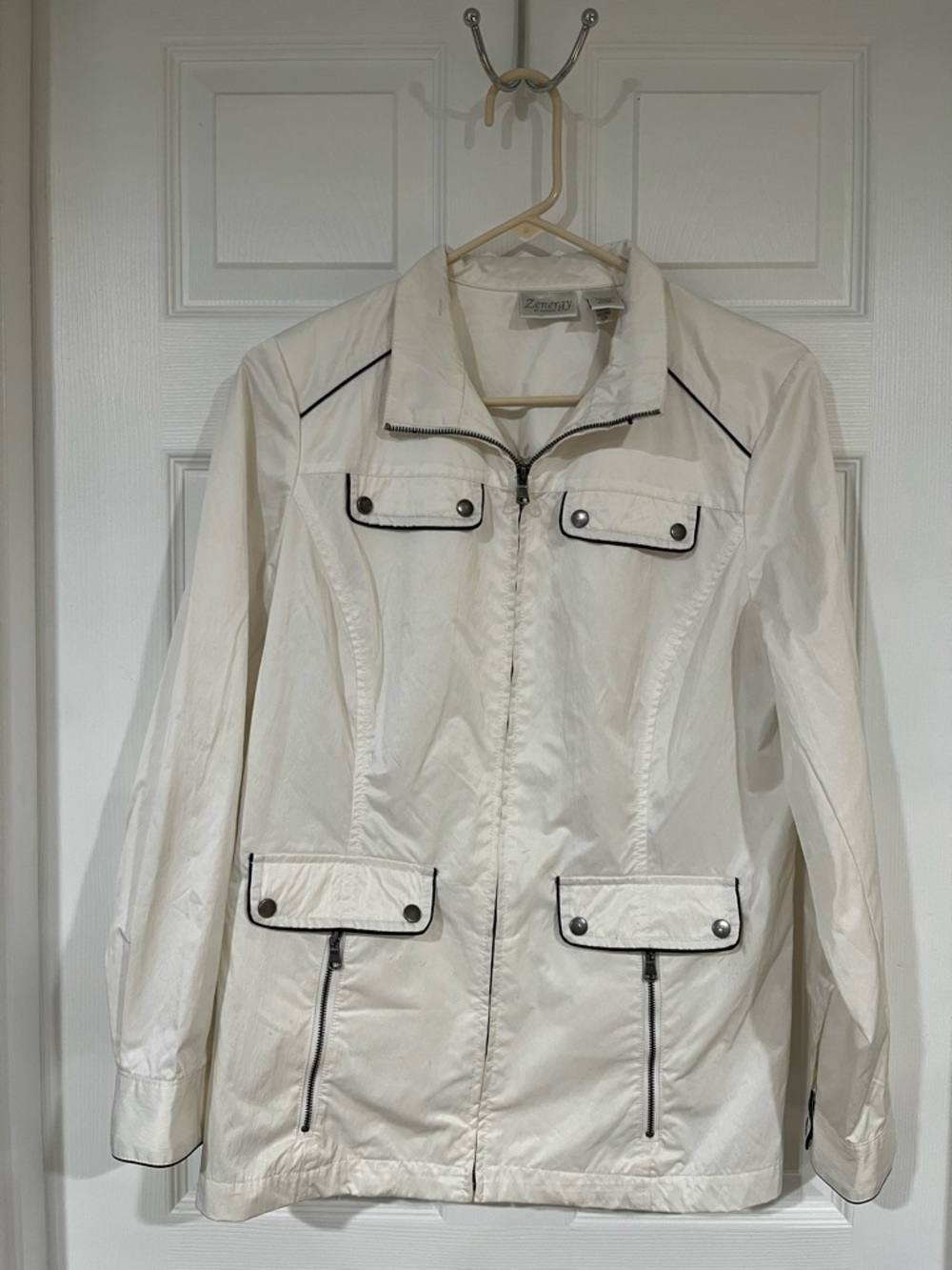 Chico's White Utility Zip-Front Jacket with Black Piping. Size 1 (8-10) medium